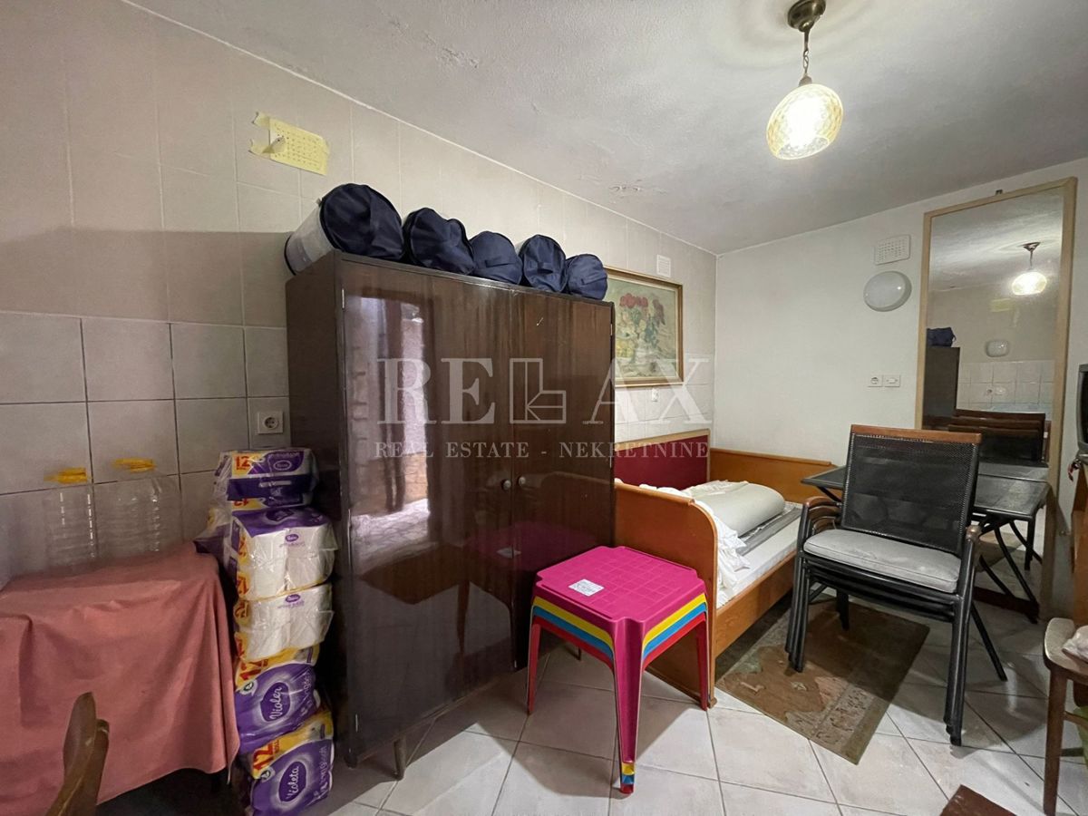 Crikvenica - spaziosa casa indipendente con potenziale