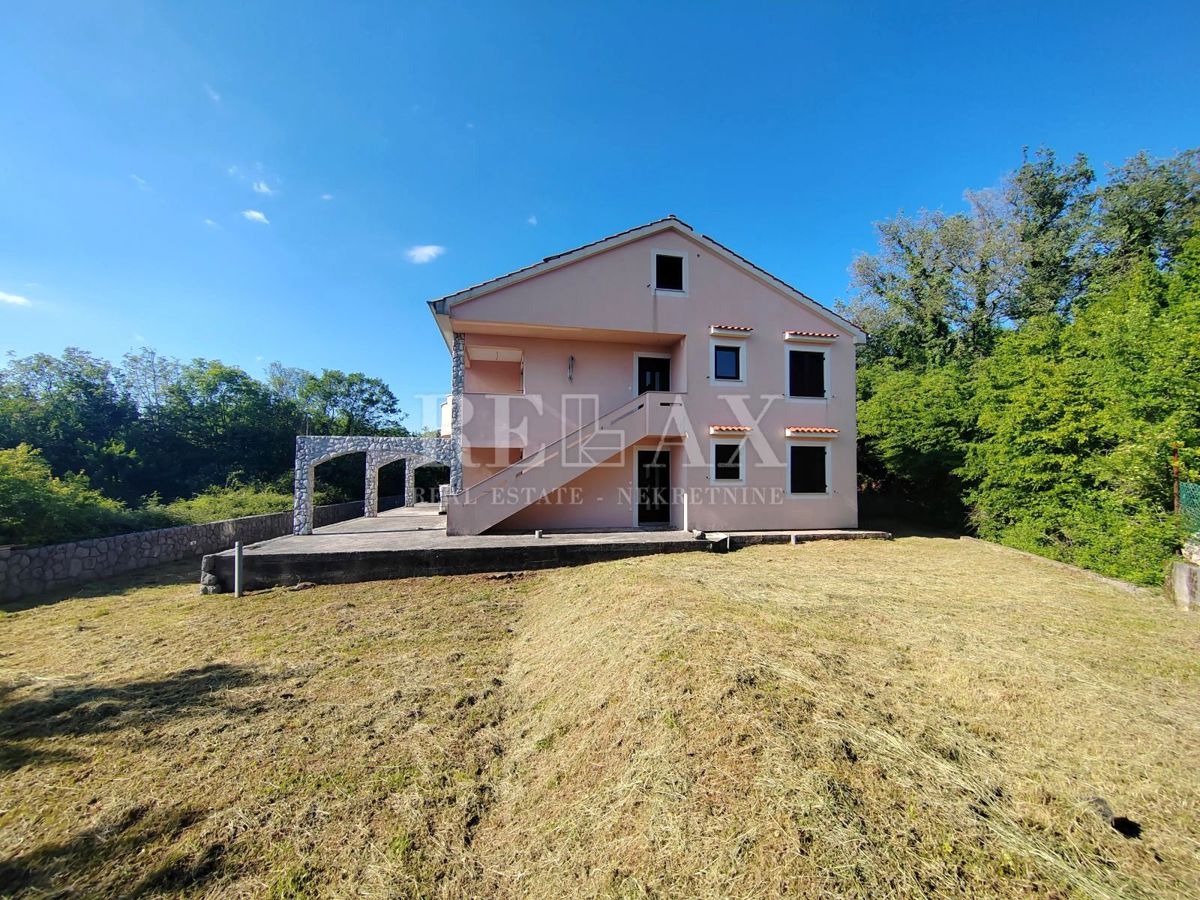 Isola di Krk, Dobrinj - casa di nuova costruzione