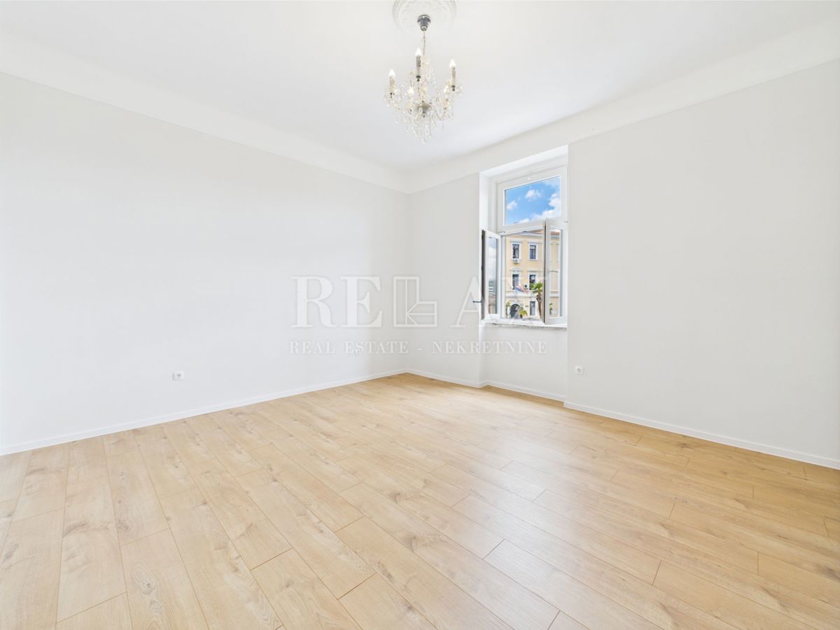 Opatija - appartamento in posizione privilegiata nel centro