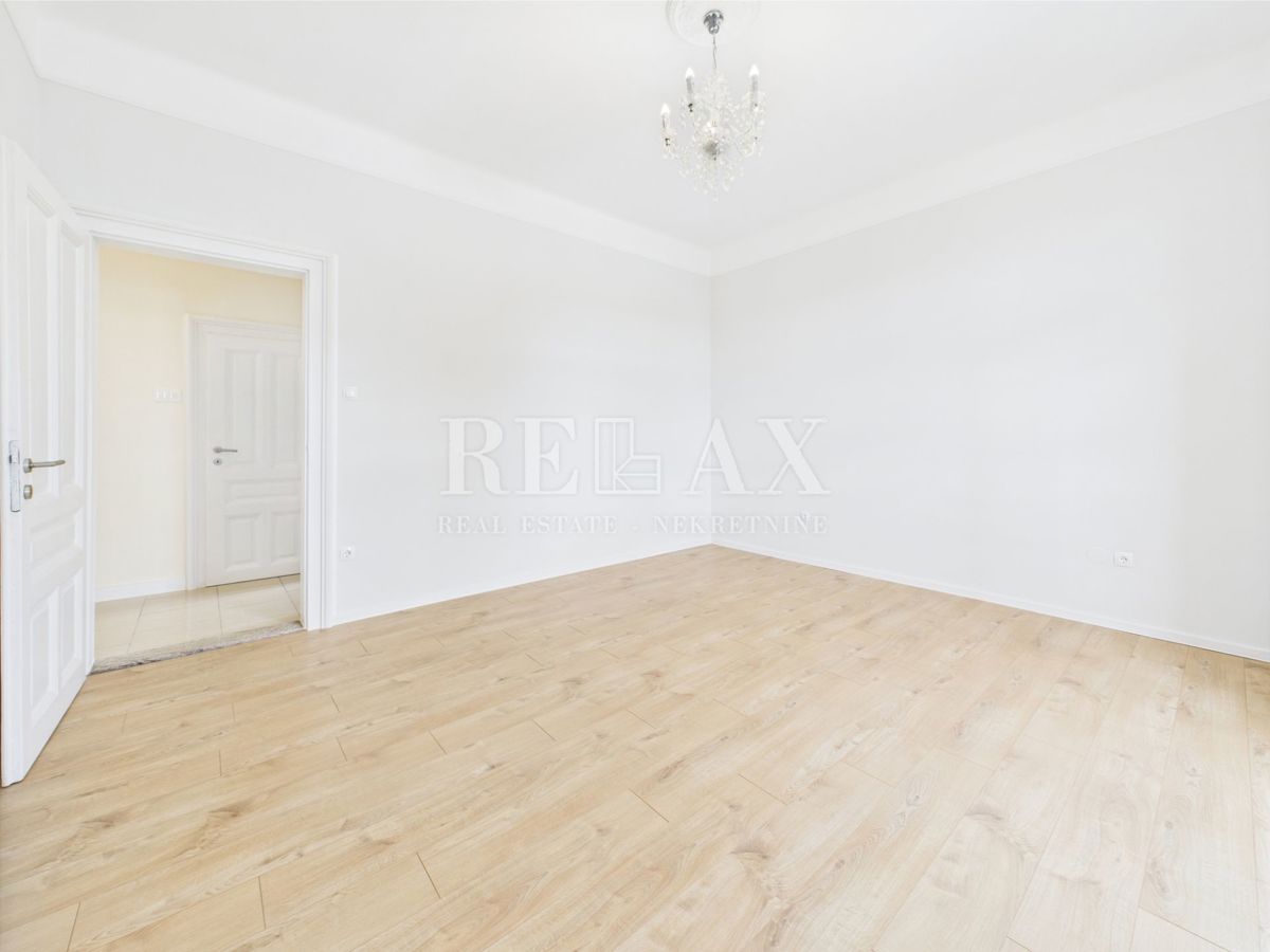 Opatija - appartamento in posizione privilegiata nel centro