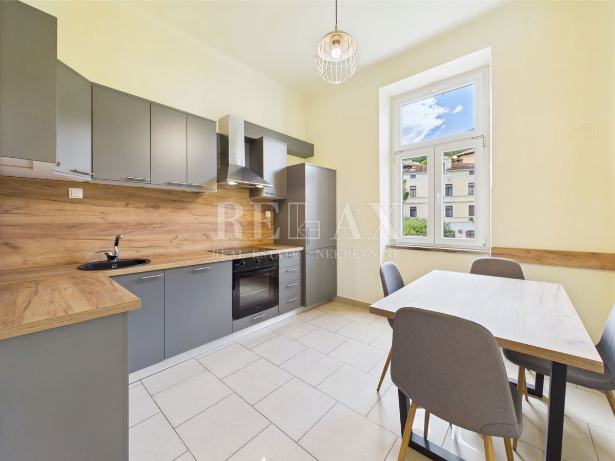 Opatija - appartamento in posizione privilegiata nel centro