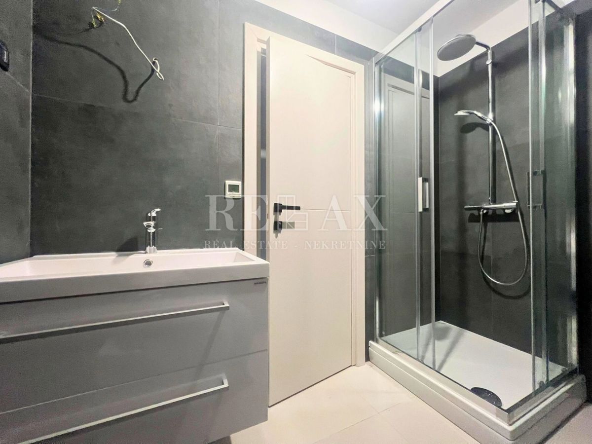 Opatija, Ičići - appartamento con ampio giardino