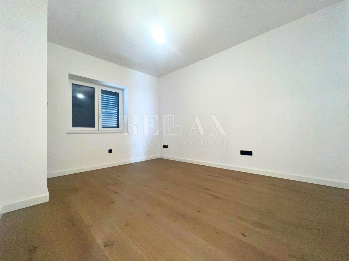 Opatija, Ičići - appartamento con ampio giardino