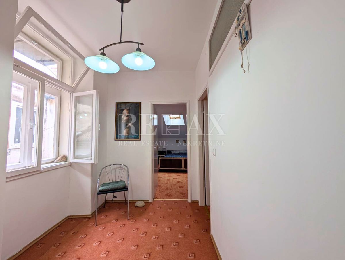 Senj - appartamento nel centro della città, a 30 m dal mare