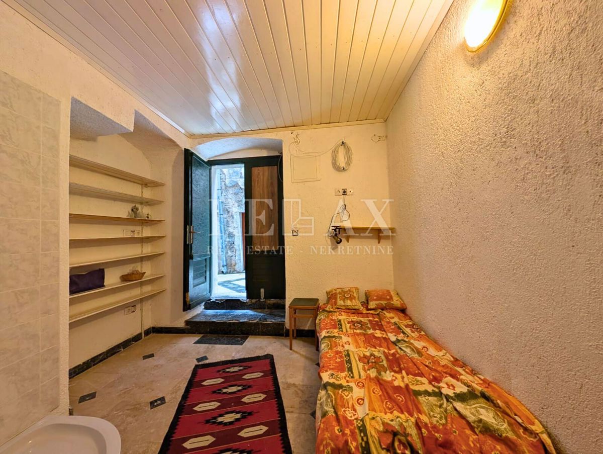 Senj - appartamento nel centro della città, a 30 m dal mare