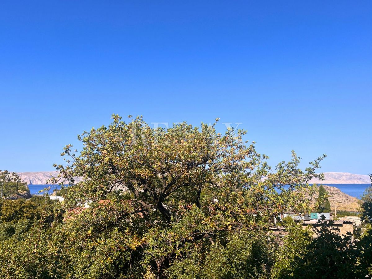 Sveti Juraj - terreno edificabile con progetto