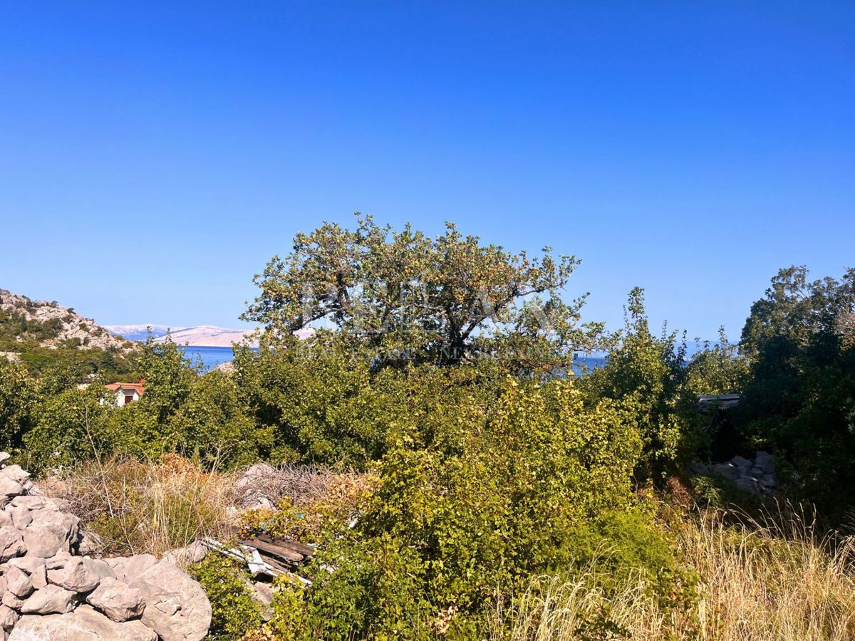 Sveti Juraj - terreno edificabile con progetto