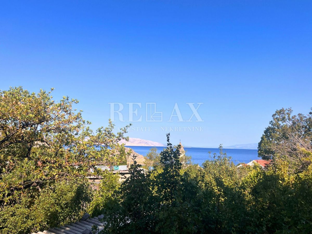 Sveti Juraj - terreno edificabile con progetto