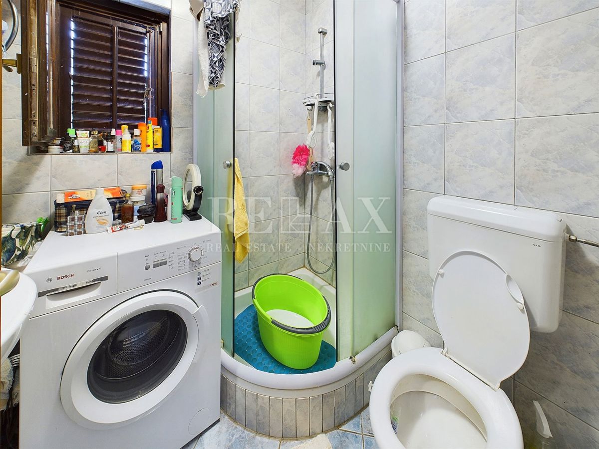 Selce – Piano con Giardino, Garage e Appartamento per Ospiti