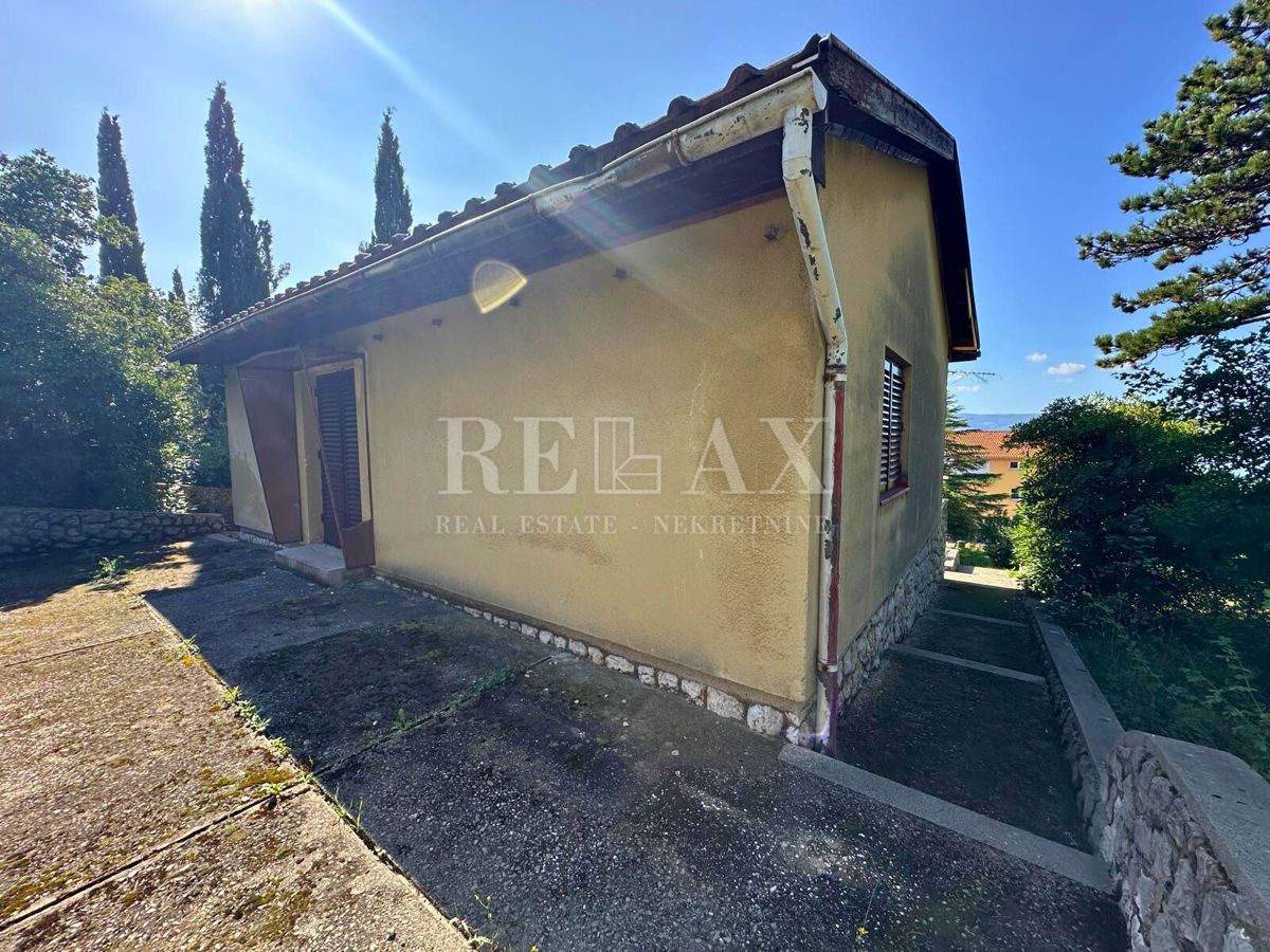 Novi Vinodolski - immobile in posizione privilegiata, seconda fila dal mare