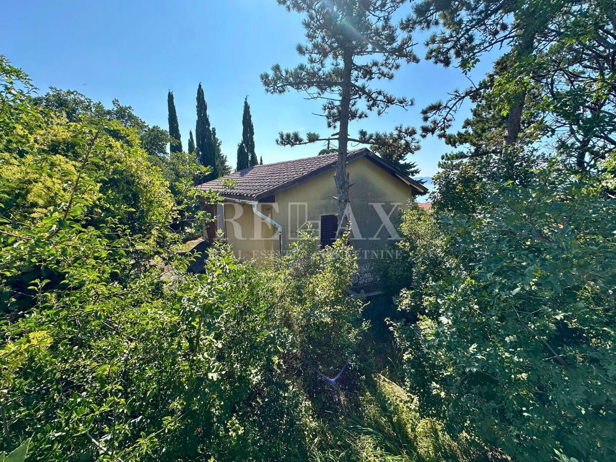 Novi Vinodolski - immobile in posizione privilegiata, seconda fila dal mare