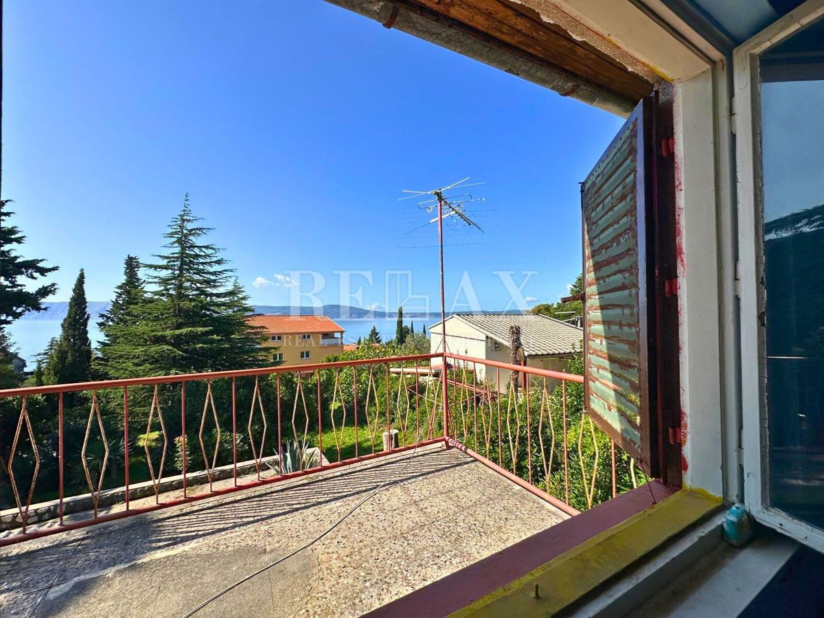 Novi Vinodolski - immobile in posizione privilegiata, seconda fila dal mare