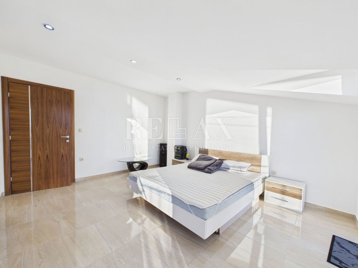 Dramalj - casa con giardino