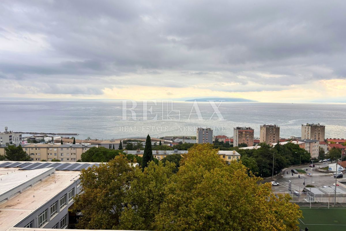 Rijeka, Turnić - grazioso appartamento con vista panoramica