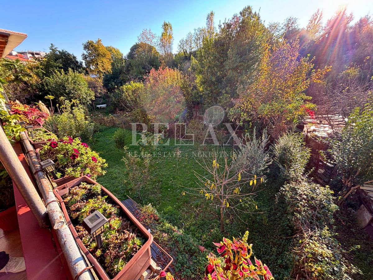 Rijeka, Mlaka - locale commerciale arredato con parte residenziale