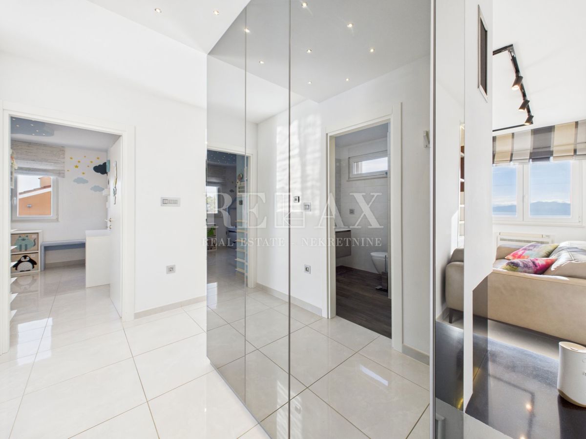 Rijeka, Drenova - appartamento di lusso con vista mare