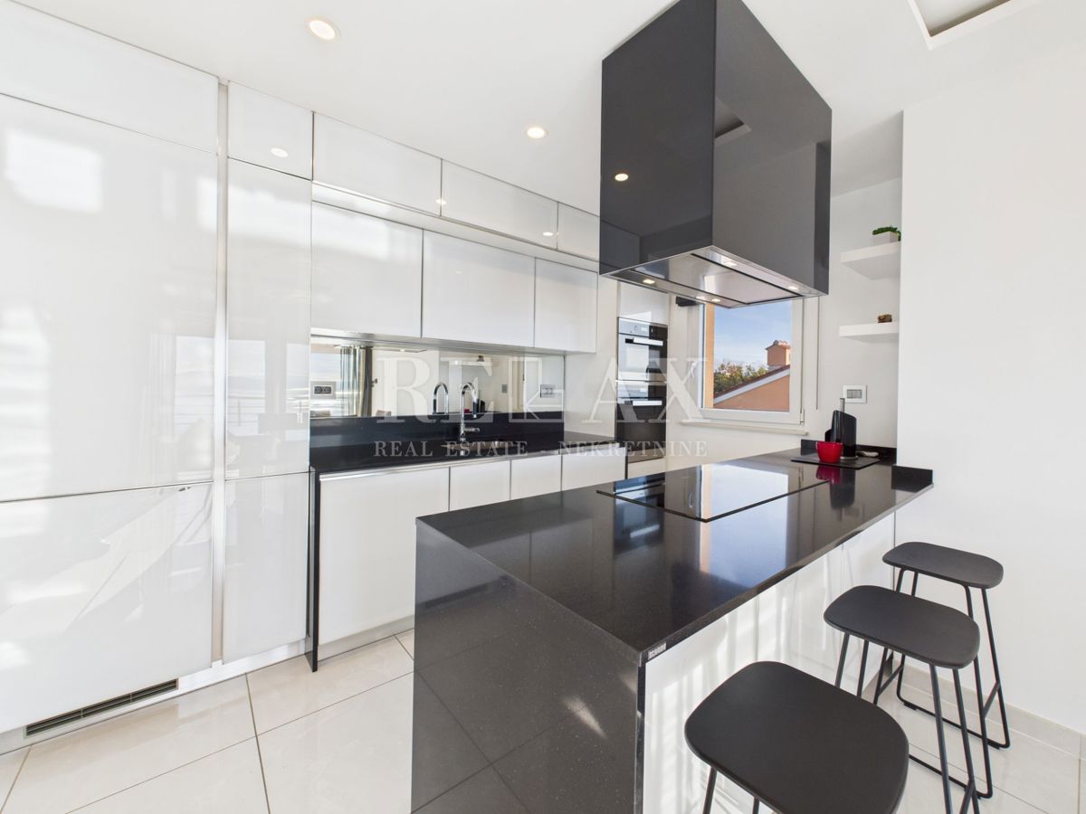 Rijeka, Drenova - appartamento di lusso con vista mare