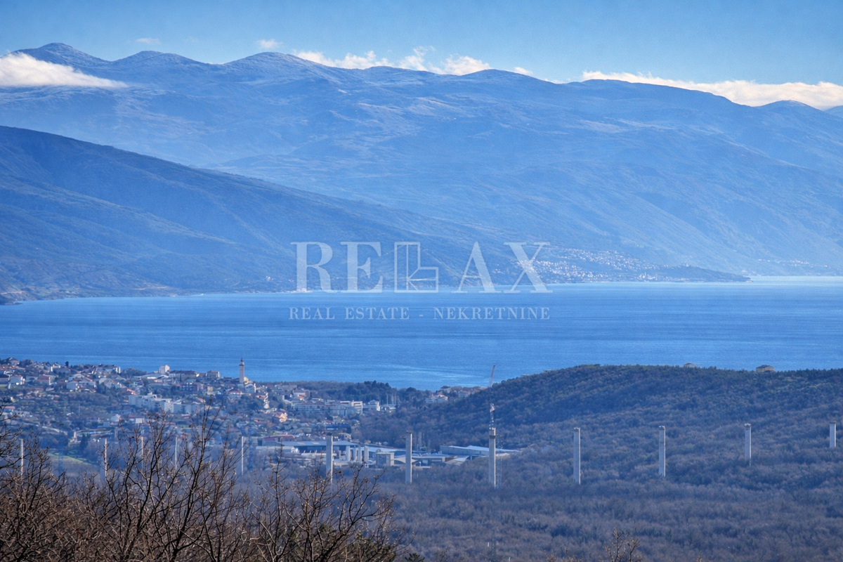 Bribir - casa in pietra con piscina e vista mare