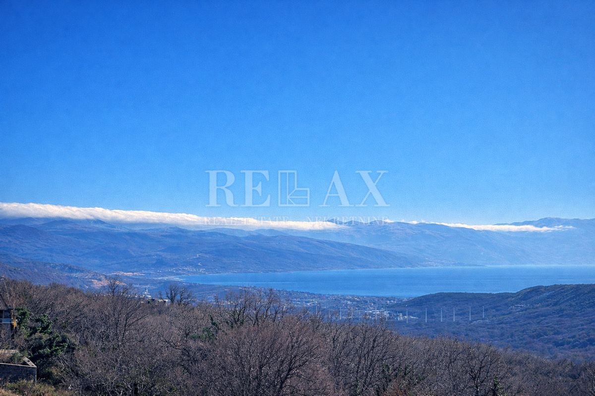 Bribir - casa in pietra con piscina e vista mare