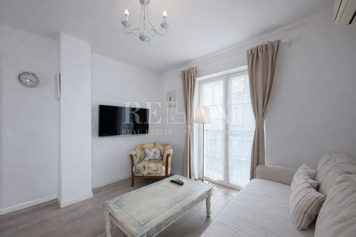 Crikvenica - appartamento con vista, seconda fila al mare