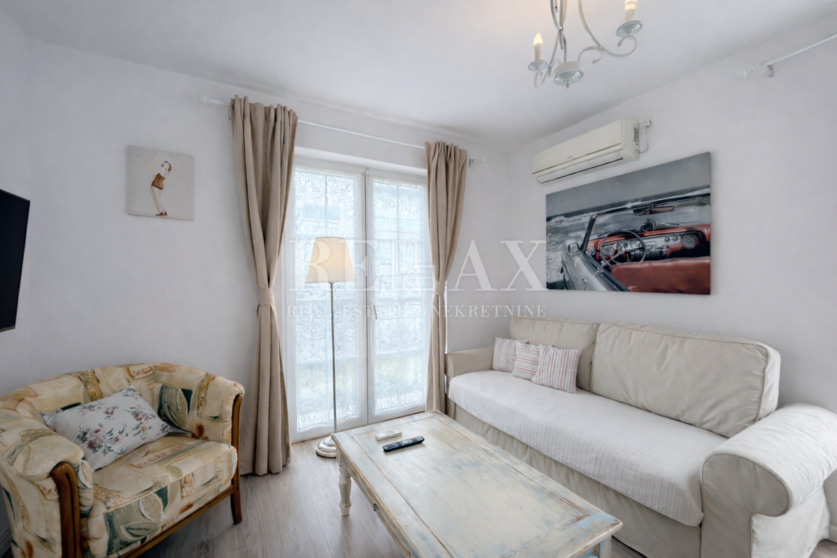 Crikvenica - appartamento con vista, seconda fila al mare