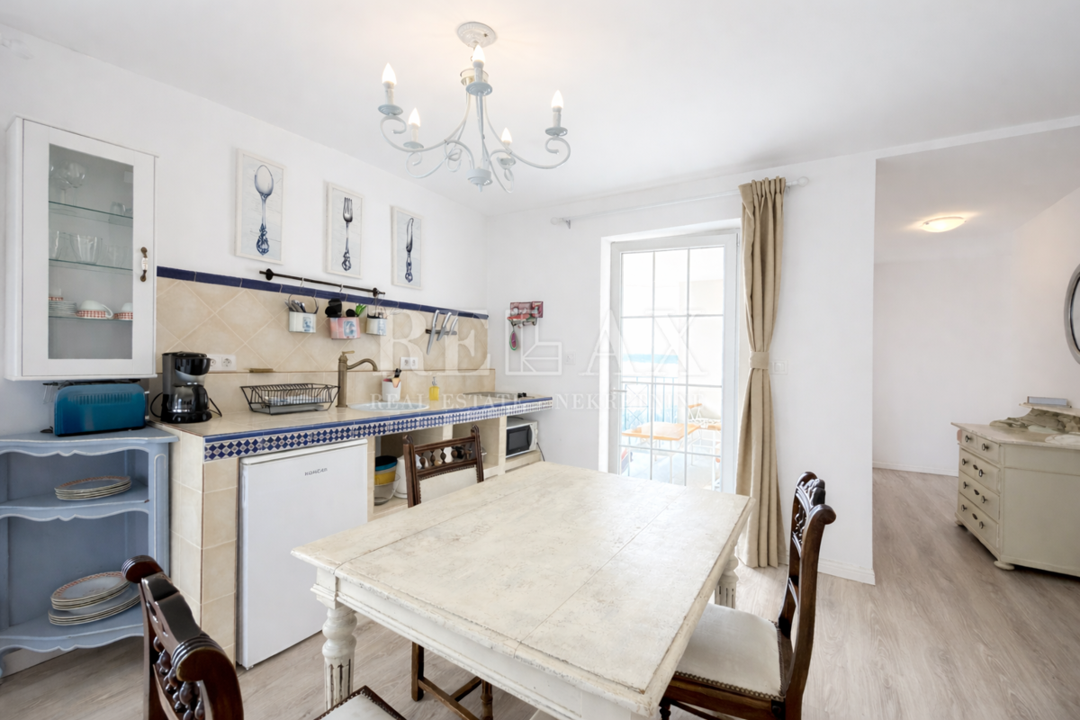 Crikvenica - appartamento con vista, seconda fila al mare