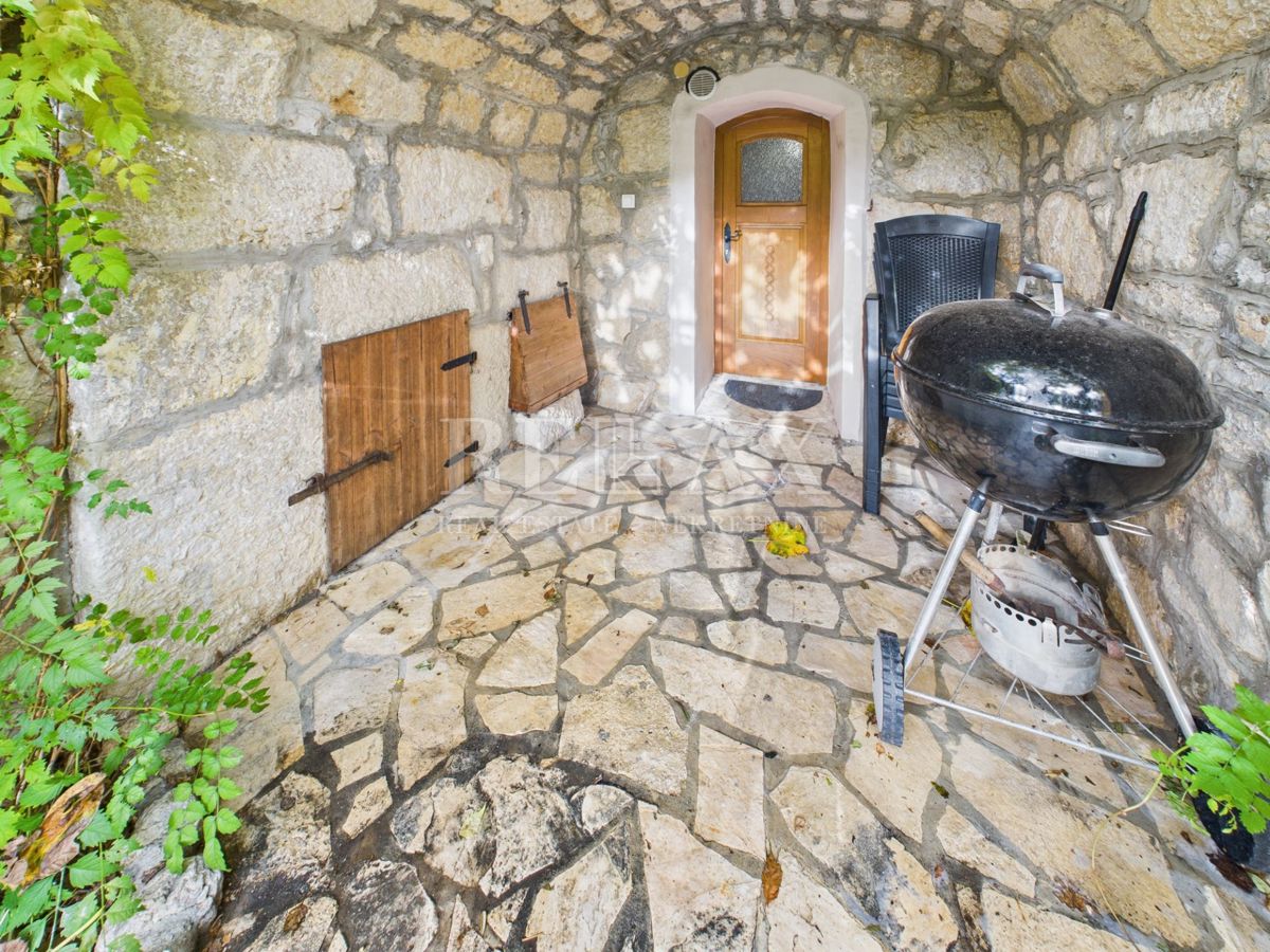 Grižane - autentica casa in pietra