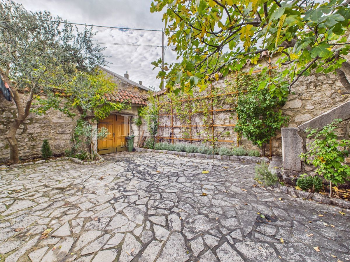 Grižane - autentica casa in pietra