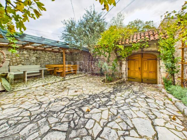 Grižane - autentica casa in pietra