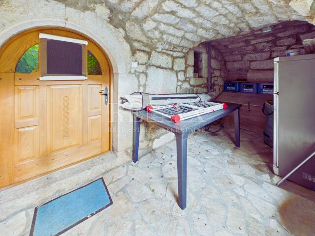 Grižane - autentica casa in pietra