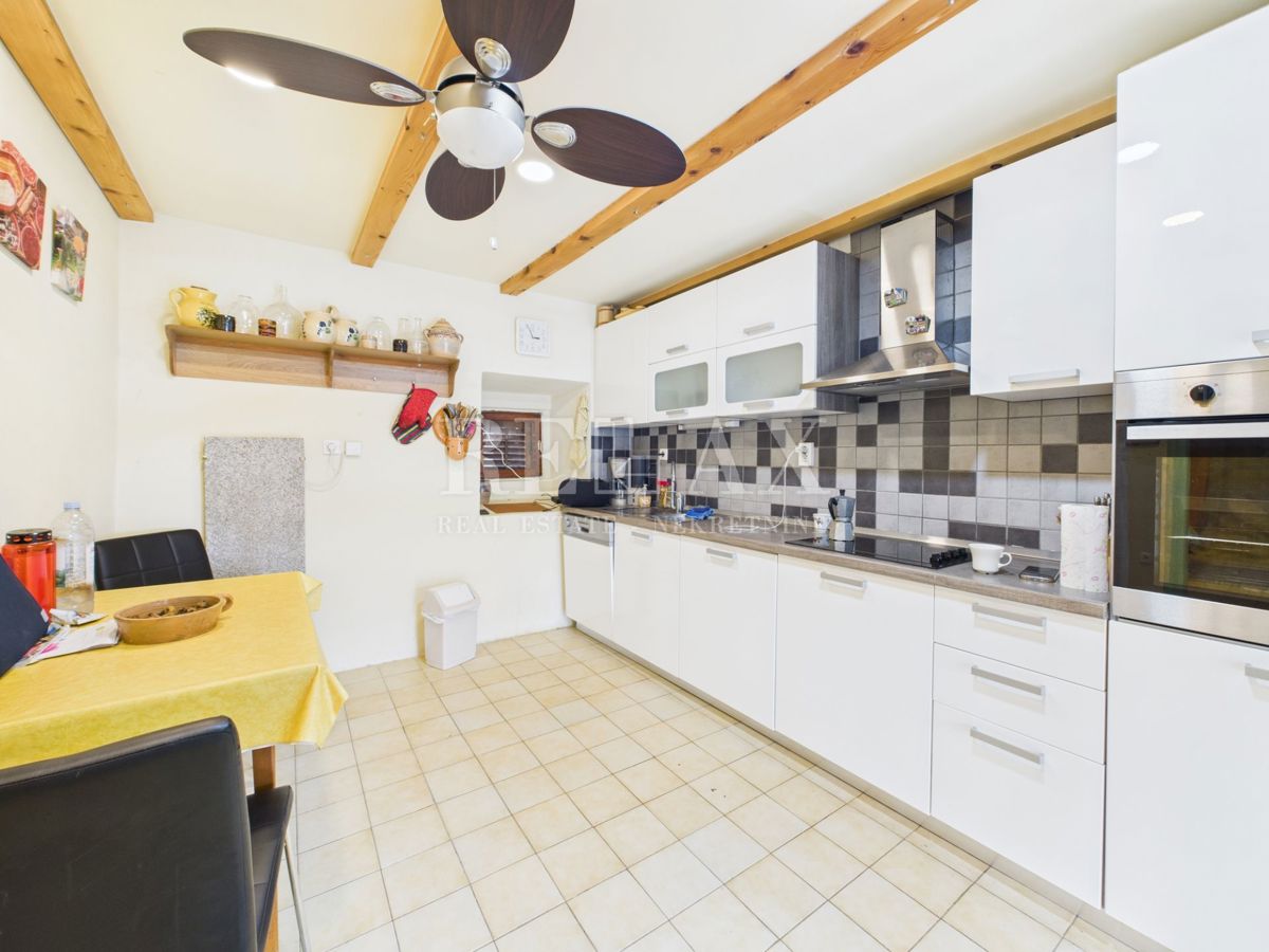 Grižane - autentica casa in pietra