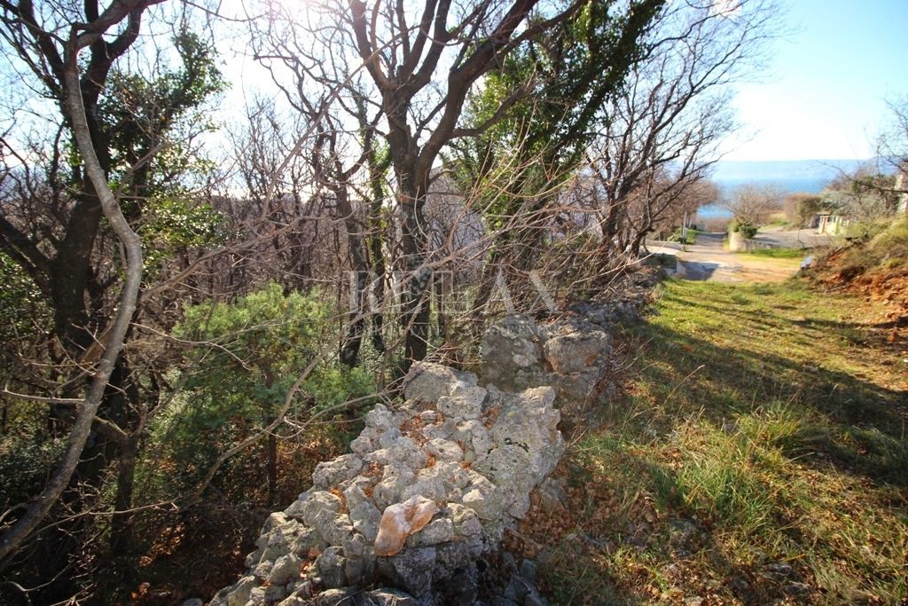 NOVI VINODOLSKI, POVILE - Terreno edificabile a 190 m dalla spiaggia