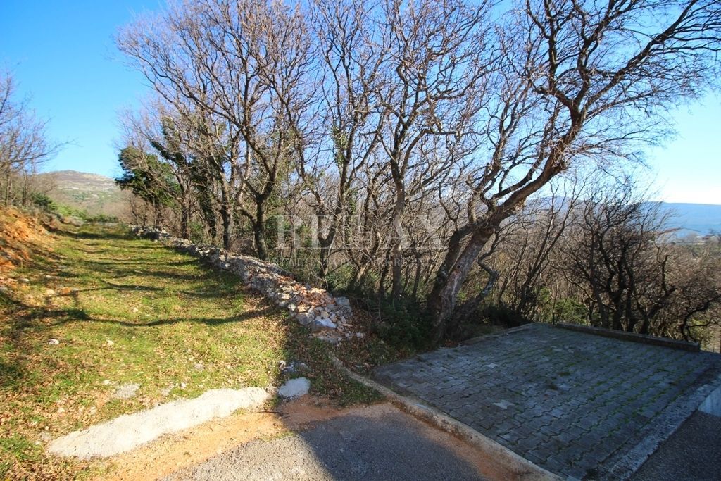 NOVI VINODOLSKI, POVILE - Terreno edificabile a 190 m dalla spiaggia