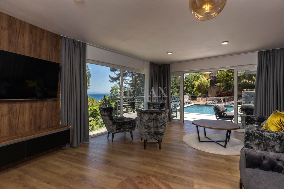 MOŠĆENIČKA DRAGA- Villa esclusiva con vista sul mare