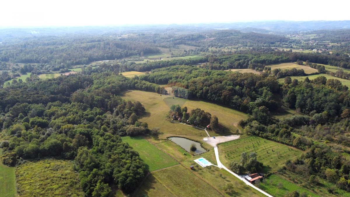 Gornje Komarevo, Sisak - Okolica, 610m2