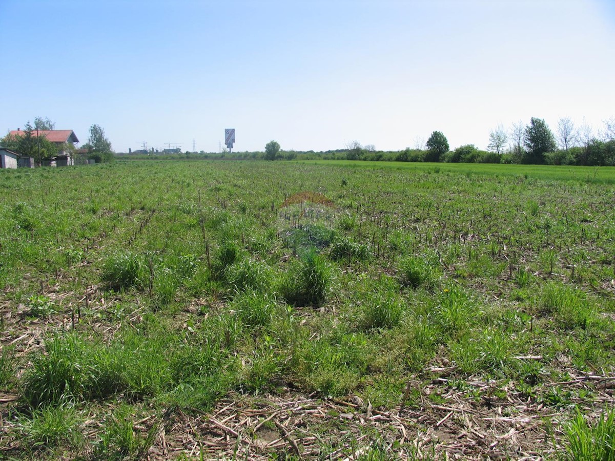 Terreno non edificabile Sveta Klara, Novi Zagreb - Zapad, 4.123m2