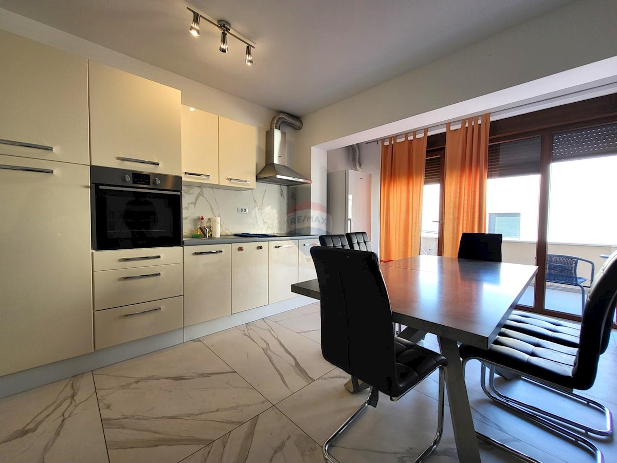 Casa Fažana, 495m2
