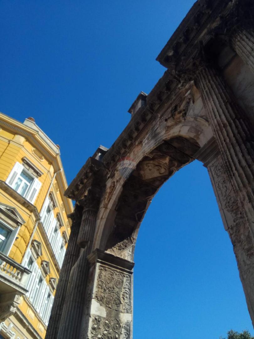 Terreno edificabile Centar, Pula, 7.800m2
