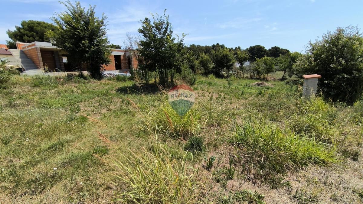 Terreno edificabile Banjole, Medulin, 597m2