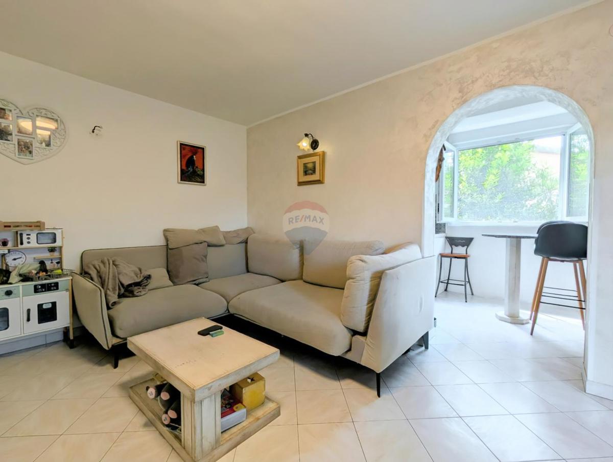 Rovigno, Borik - mezza casa in posizione perfetta a 300 m dalla spiaggia