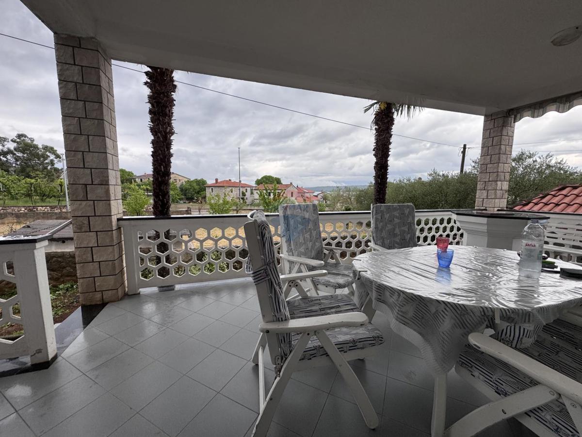 Casa Malinska, Malinska-Dubašnica, 332m2