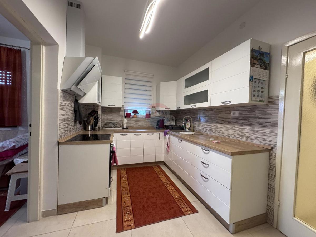 Casa Malinska, Malinska-Dubašnica, 332m2