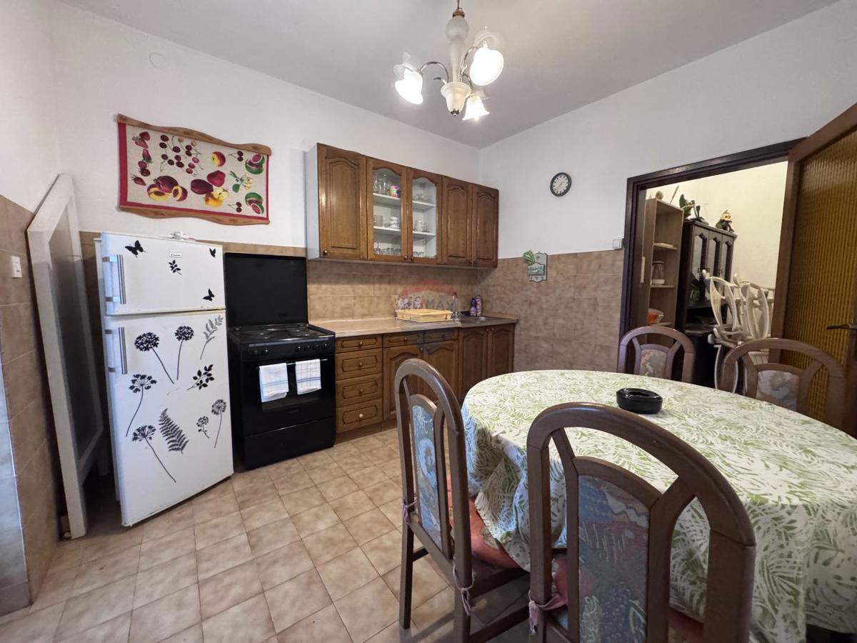 Casa Malinska, Malinska-Dubašnica, 332m2