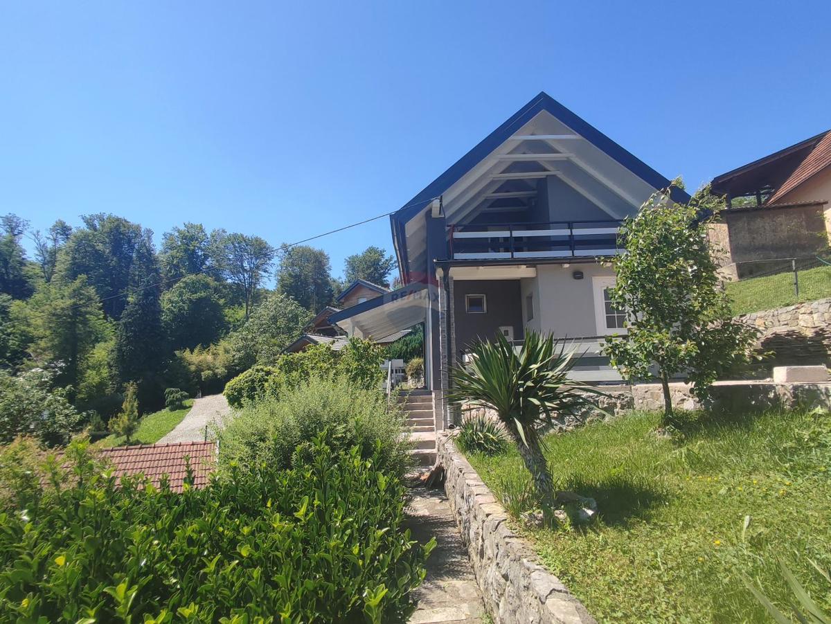 Casa Cerovac Vukmanićki, Karlovac - Okolica, 68m2