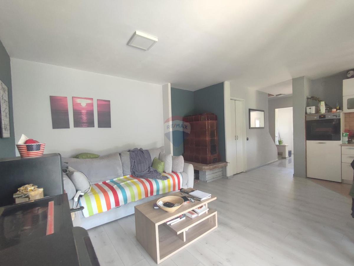Casa Cerovac Vukmanićki, Karlovac - Okolica, 68m2