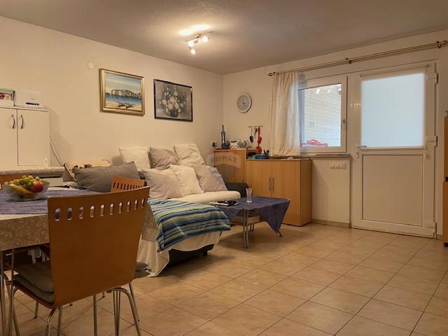 Appartamento Klenovica, Novi Vinodolski, 82m2