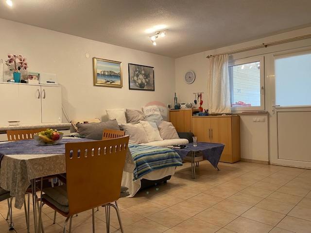 Appartamento Klenovica, Novi Vinodolski, 82m2