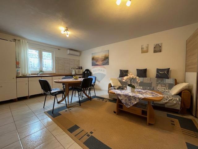 Appartamento Klenovica, Novi Vinodolski, 82m2