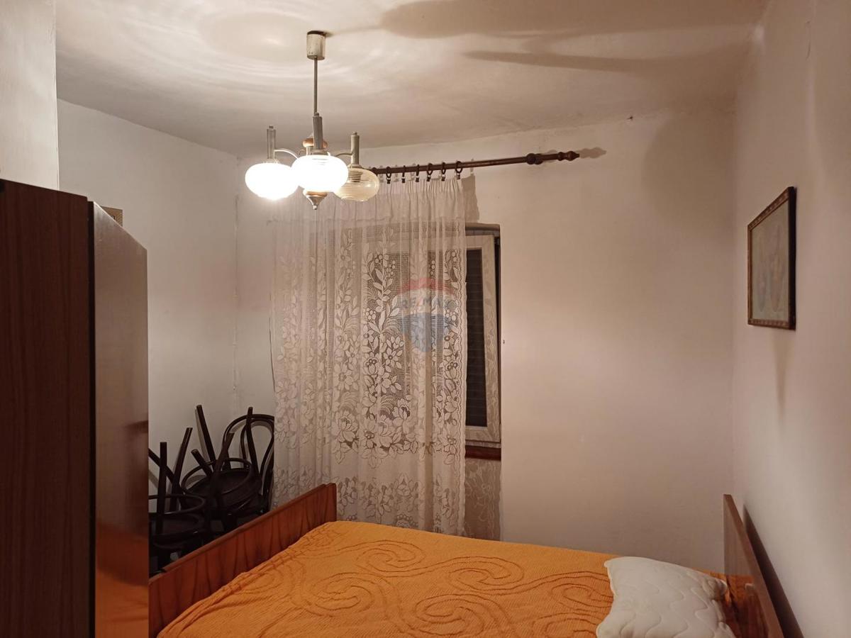 Casa Rakalj, Marčana, 120m2