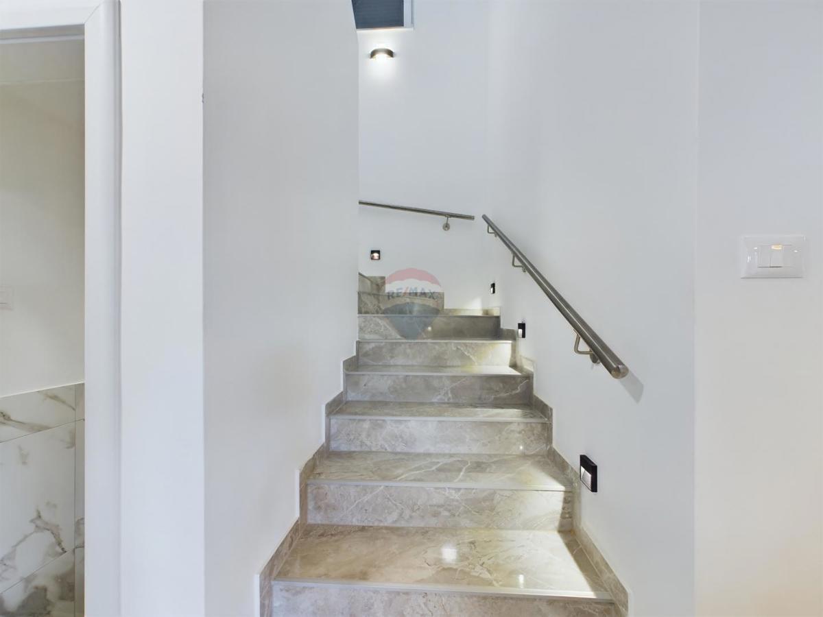 Casa Krnica, Marčana, 196,30m2